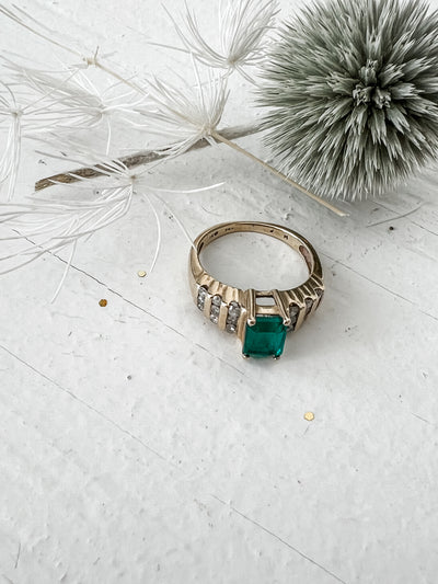 Preloved Emerald and Diamond Ring