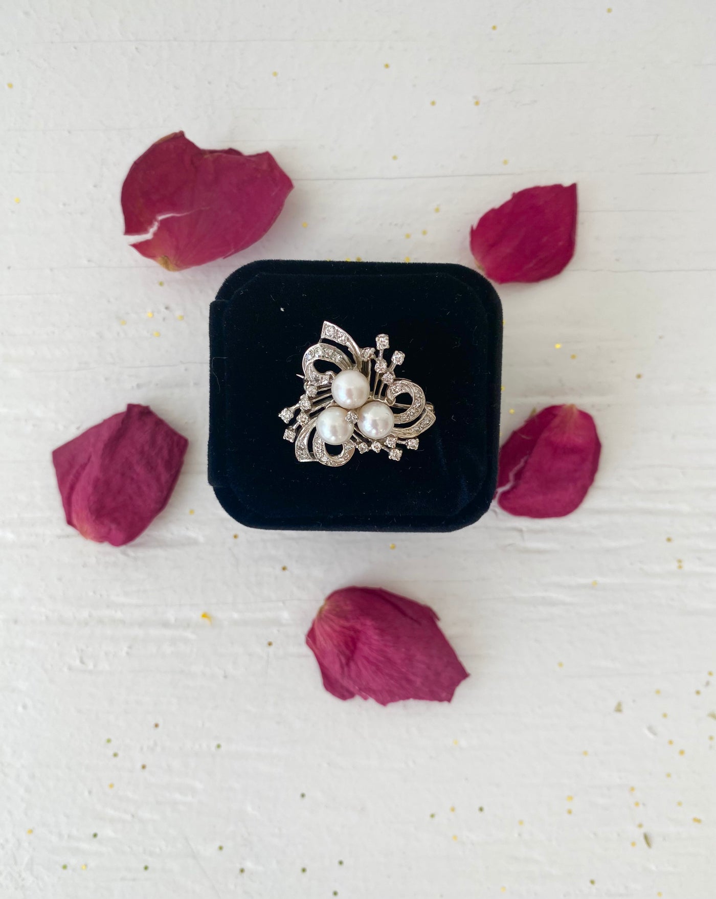 Preloved Diamond and Pearl Brooch CA
