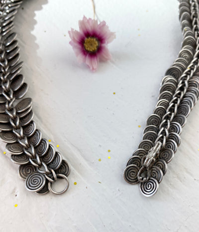 Silver Swirl Vintage Necklace