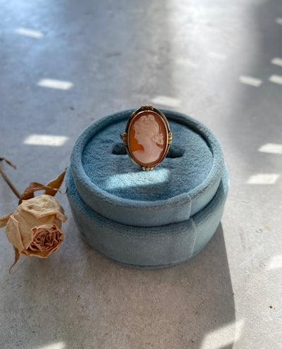 Vintage Cameo 10k Ring