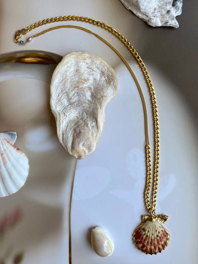 Golden Shell Necklace