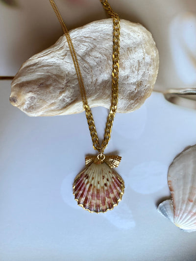 Golden Shell Necklace