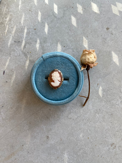 Vintage Cameo 10k Ring