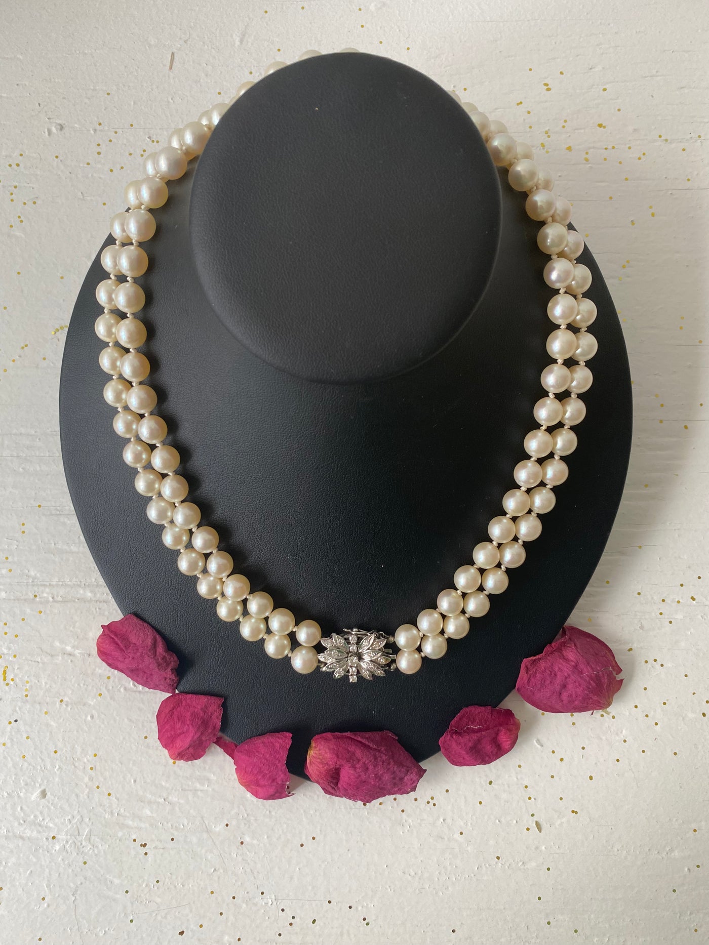 Preloved Pearl Necklace with Diamond Clasp CA