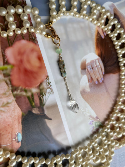 Heirloom Glow Vintage Pearl Collar Necklace