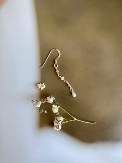 Baby Pearl Lover Earrings