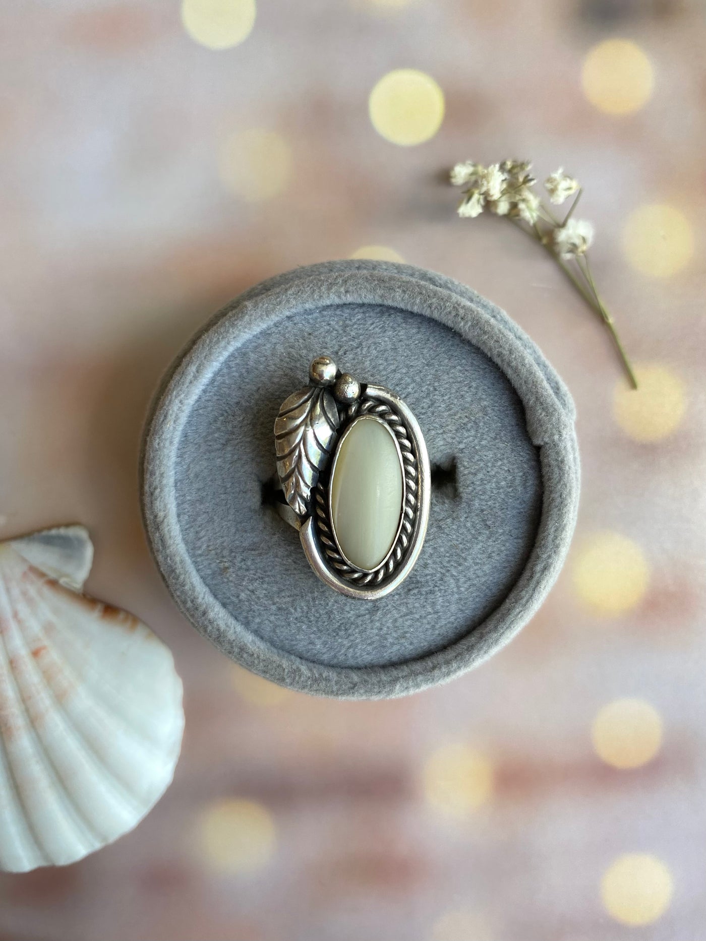Vintage Rivershell Ring