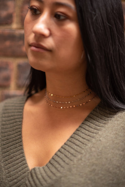 Thin Sparkle Choker in Gold