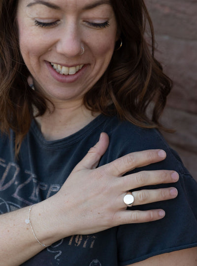The Get Circular Signet Ring in Sterling Silver