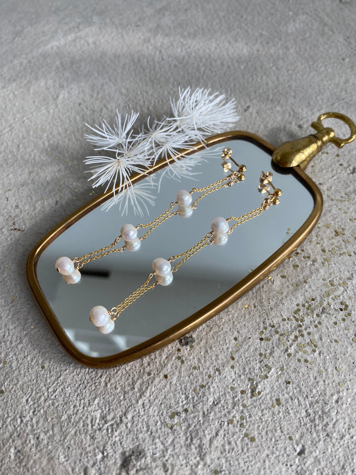 Mothers pearl Earrings