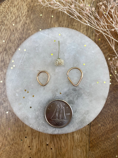 Simple Teardrop Nose Ring in 10K Yellow Gold